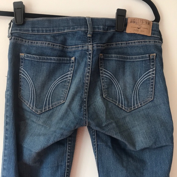 Hollister Denim - Hollister so cal stretch faded jeans in size 3